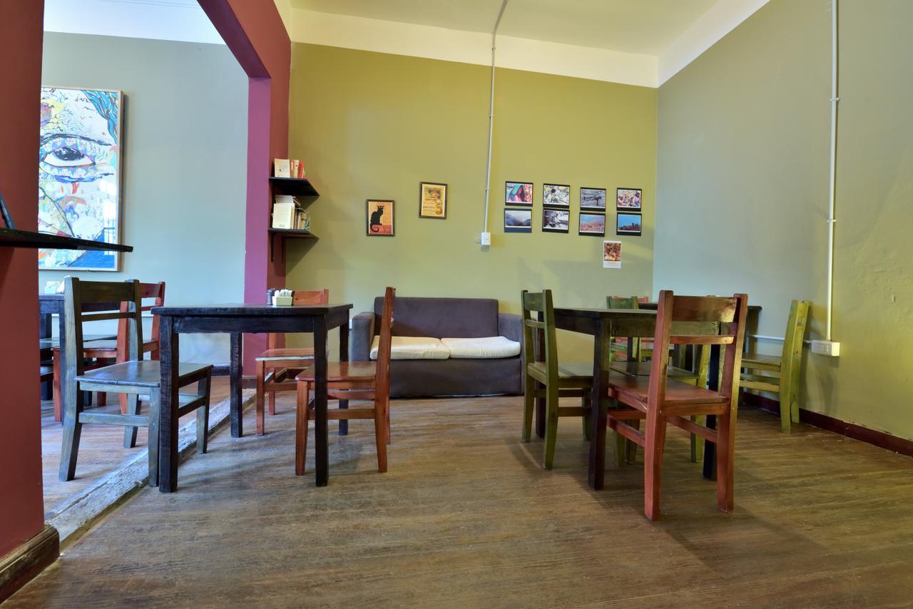 Esperanto Hostel サルタ エクステリア 写真